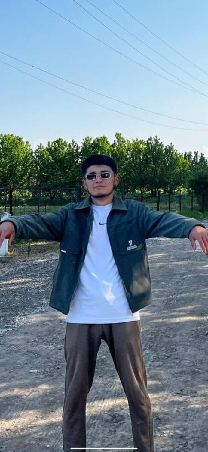  52585801  , 18 ,    -