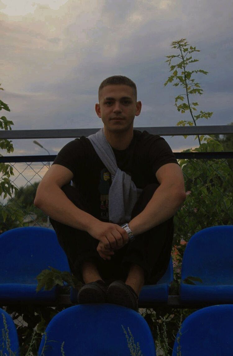  53131541  , 23 ,    