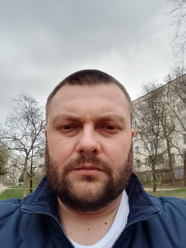  ,   Igor, 36 ,   ,   , c , 