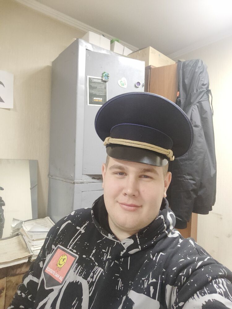  48484801  , 21 ,    