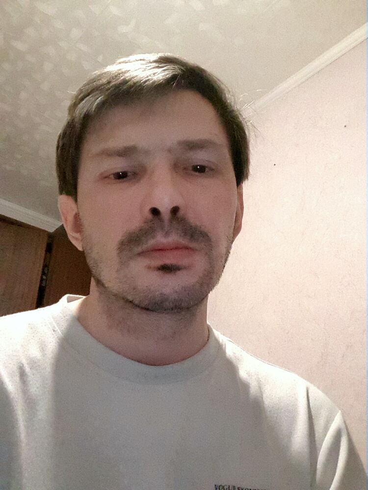  11966721  Sacha, 49 ,    