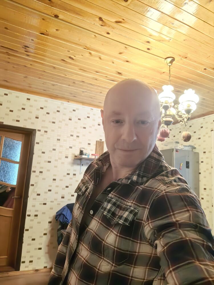  54161661  , 47 ,    -