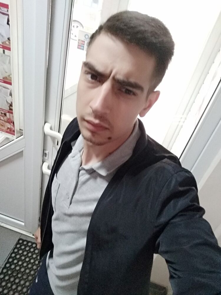  13179171  Nikita, 29 ,    