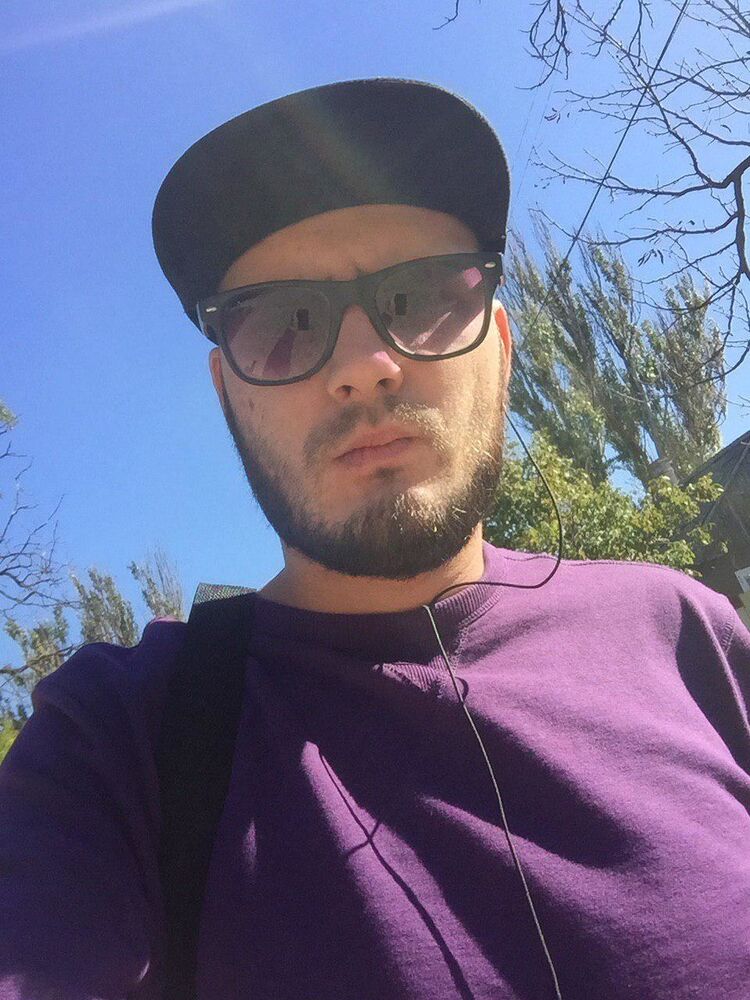  ,   Denys, 31 ,   ,   , c 
