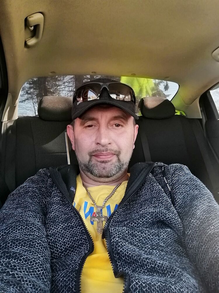  15837761  , 46 ,    
