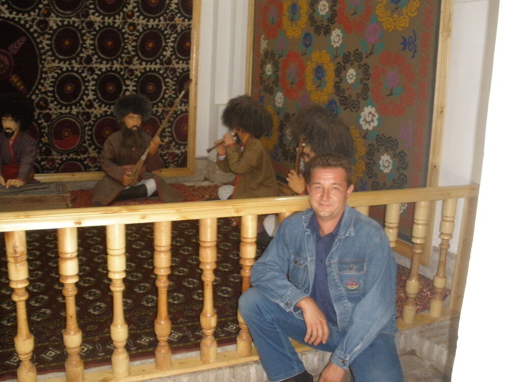  ,   Rifkat, 44 ,   ,   , 