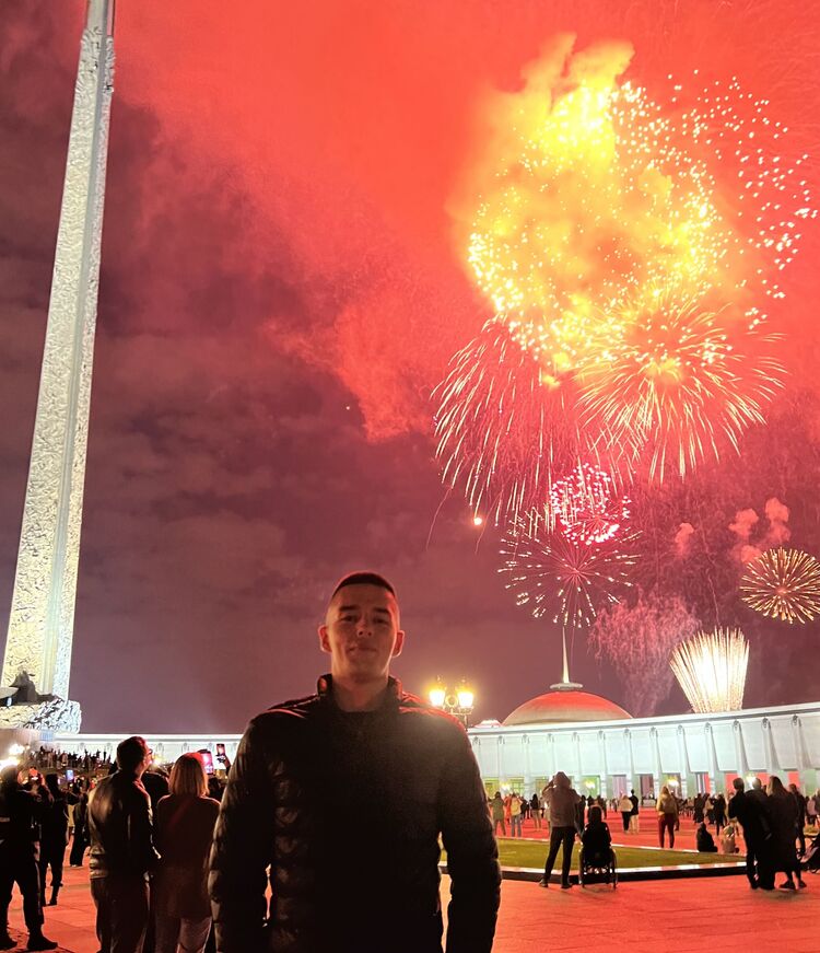  ,   Ruslan, 26 ,   ,   