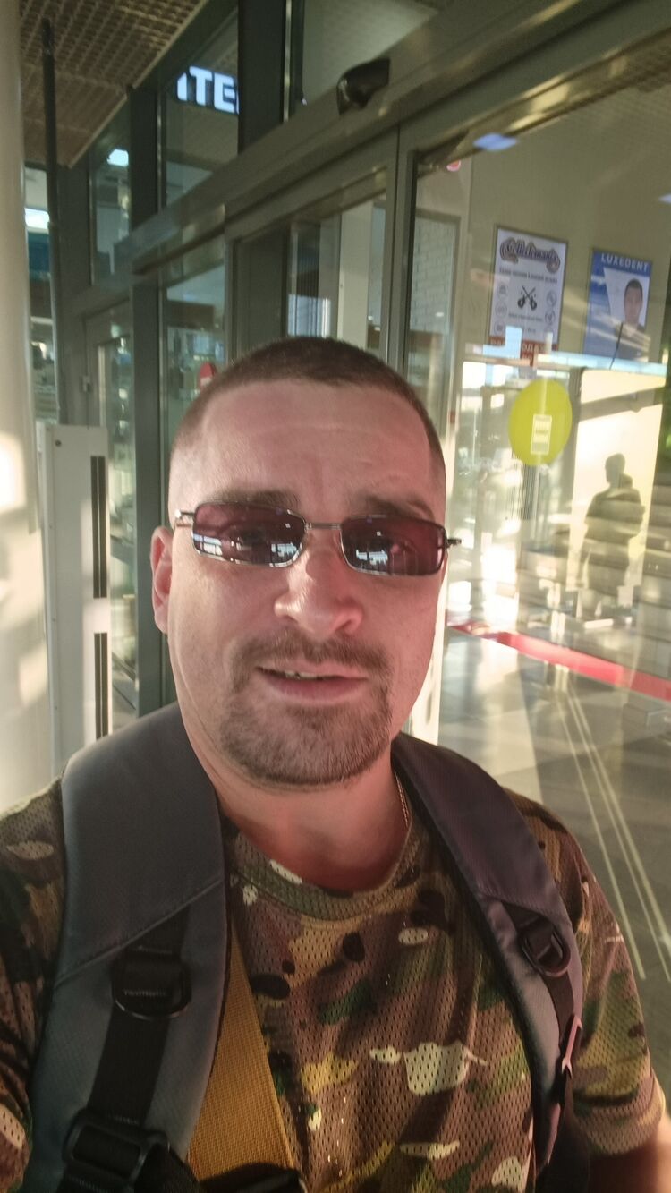  53709621  , 35 ,    -