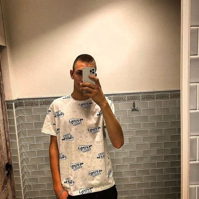  47640281  , 20 ,    