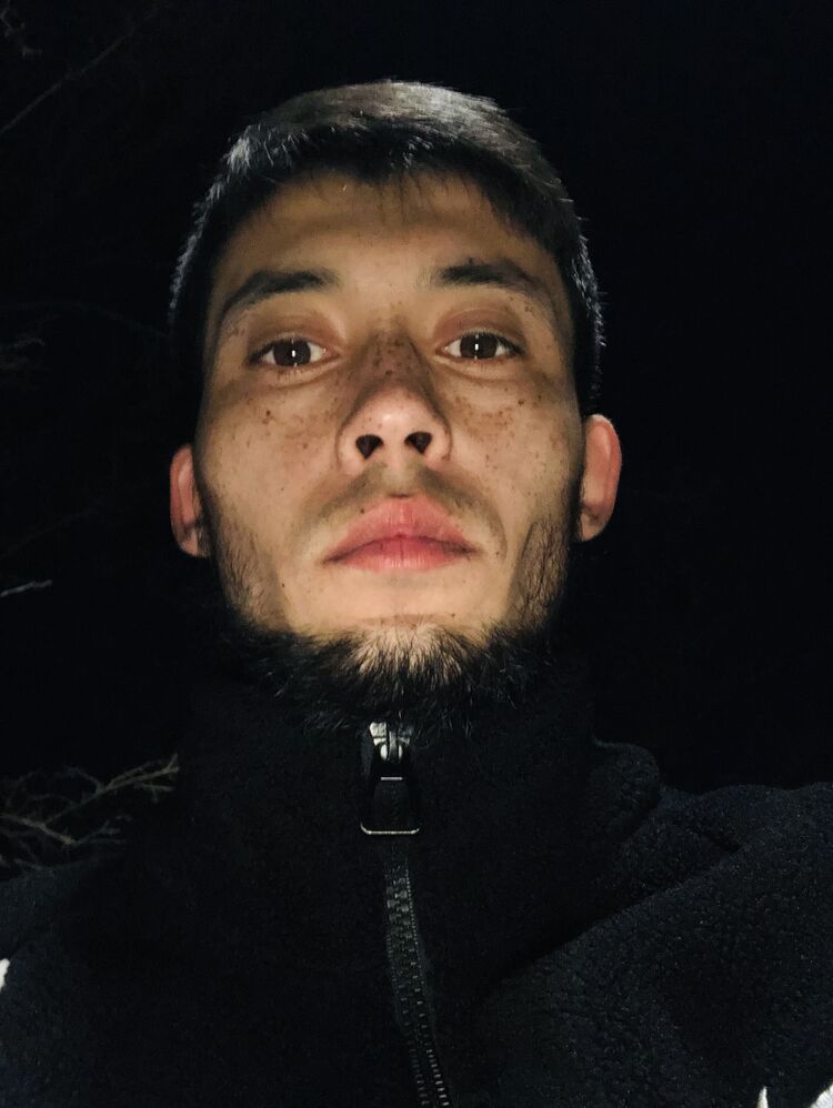  33083871  , 20 ,    