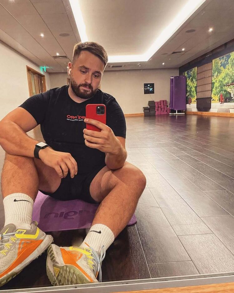  Roubaix,   , 31 ,     , c 