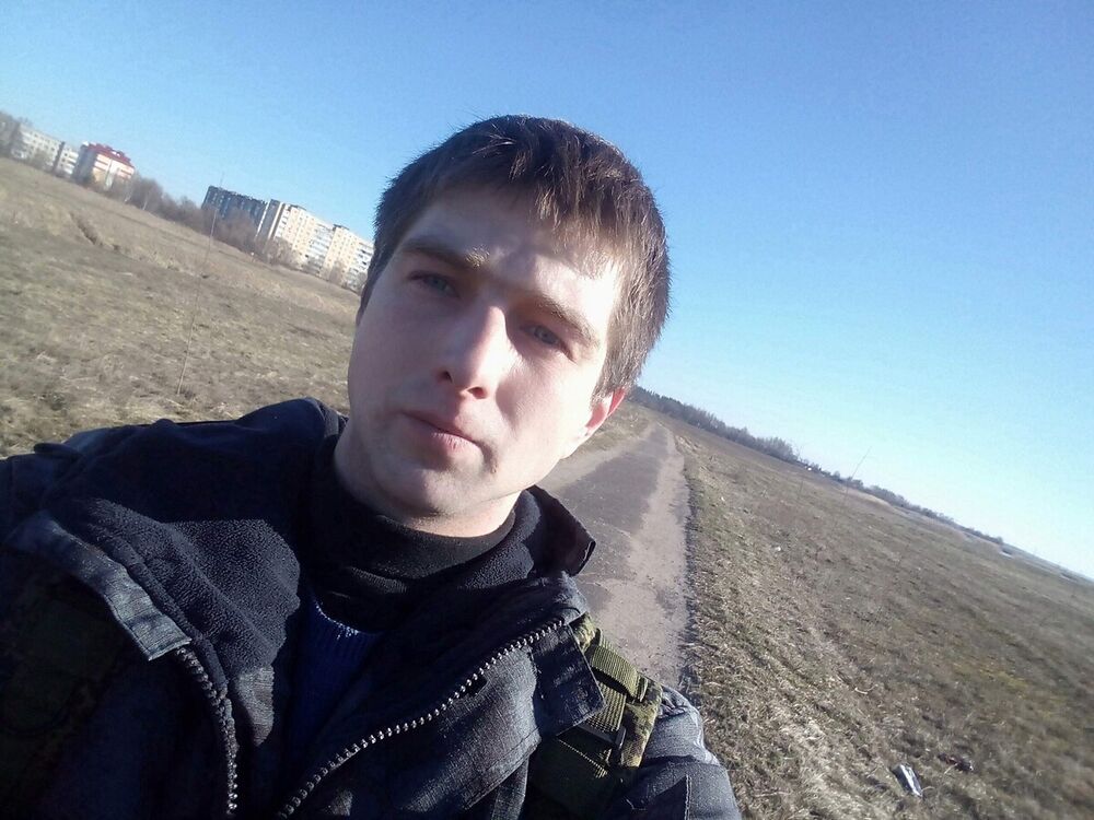  22215631  , 36 ,    