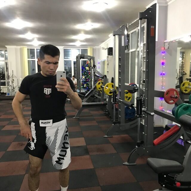  ,   Ali, 25 ,   ,   