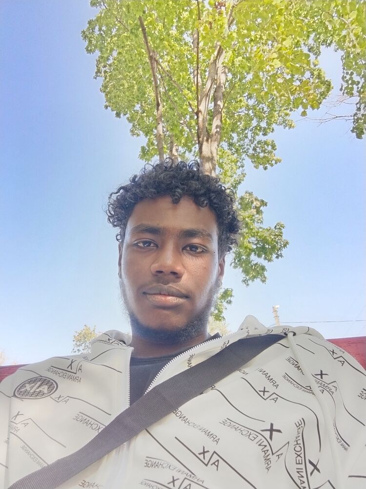  53494681  Abdallah, 23 ,    