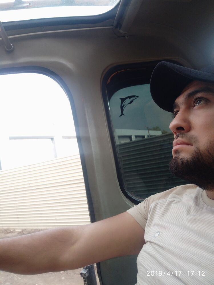  17939931  Aziz bek, 33 ,    