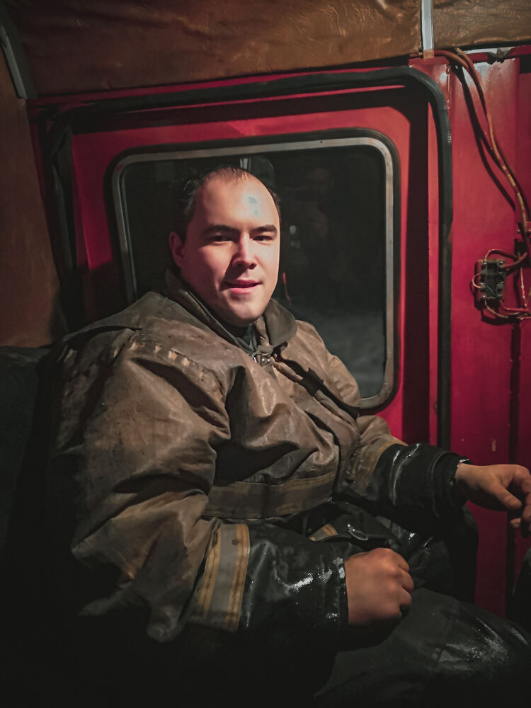  53977521  Vanya, 30 ,    