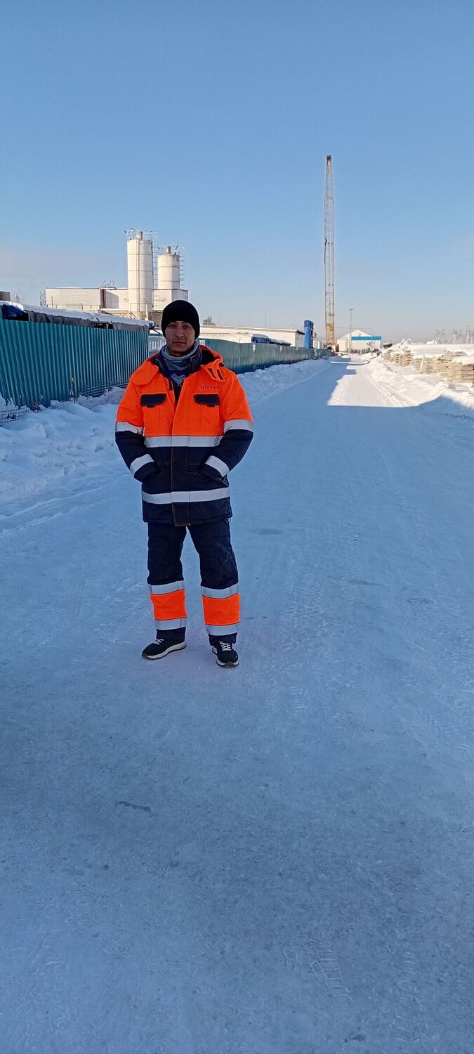  49734061  Koyot, 33 ,    