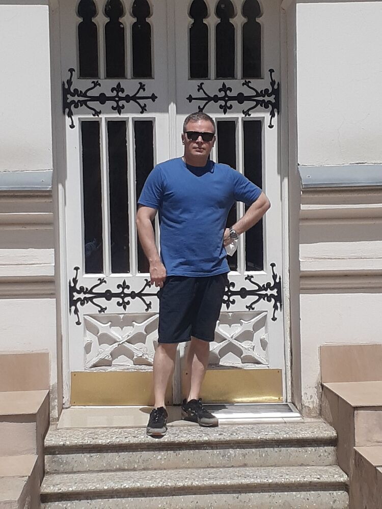  ,   Levan, 46 ,   ,   