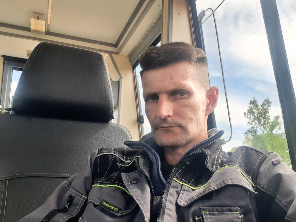  --,   , 42 ,   ,   
