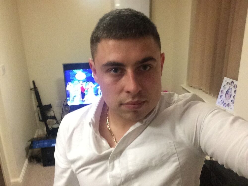  ,   Denis, 34 ,   