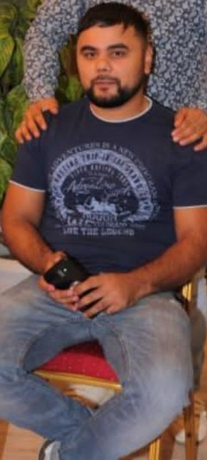  ,   Aslan, 32 ,   ,   