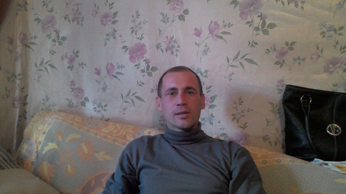  5757071  Sergey, 47 ,    