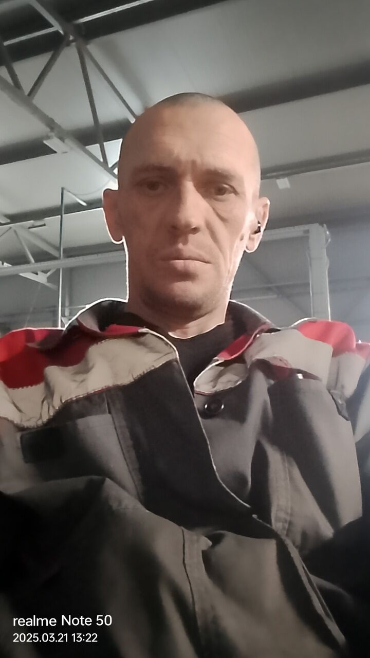   ,   Pavel, 41 ,   , c , 