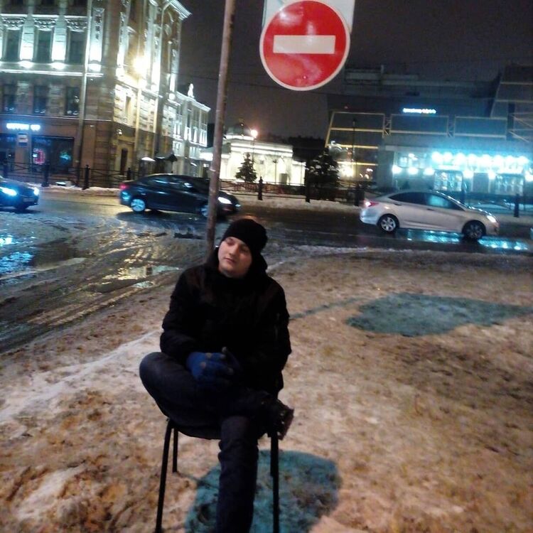  -,   , 32 ,  