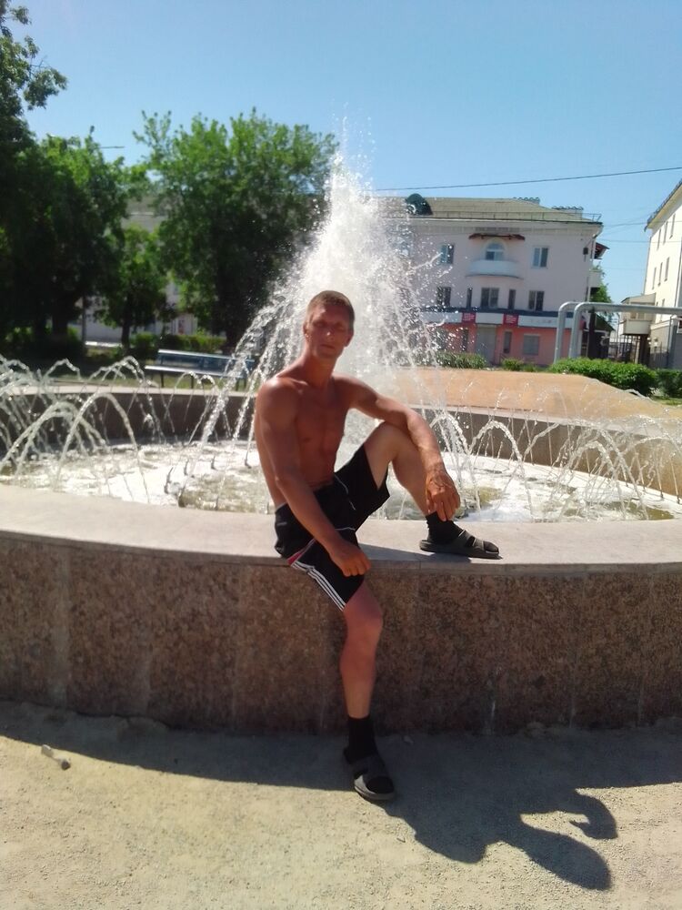  32992881  , 40 ,    