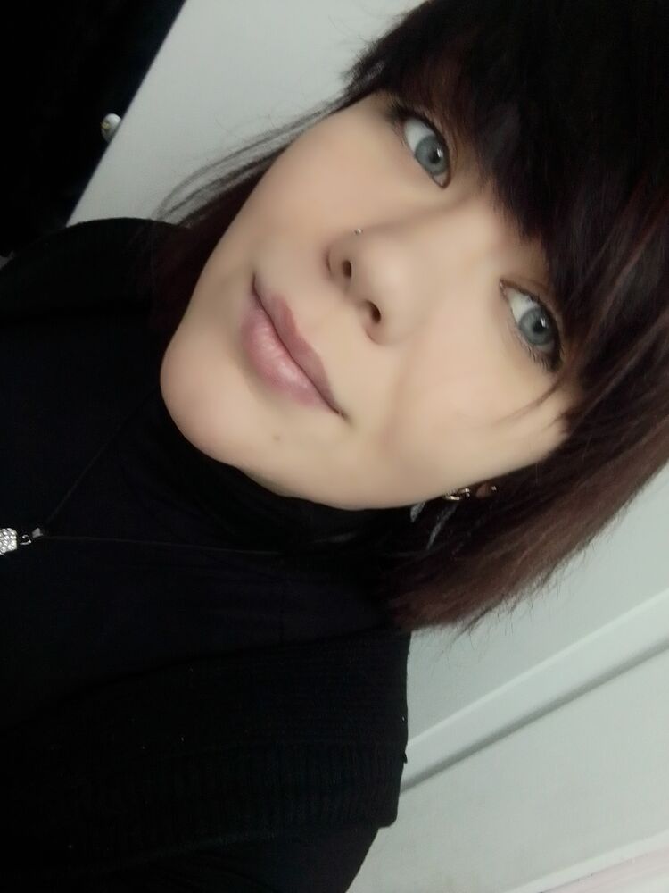  ,   Alina, 23 ,   