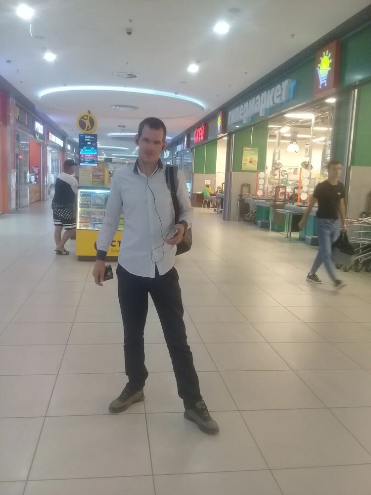  28220671  Andrey, 35 ,    