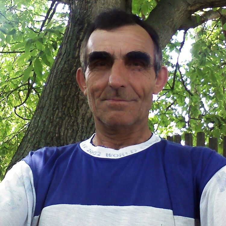  17289061  Peter, 66 ,    