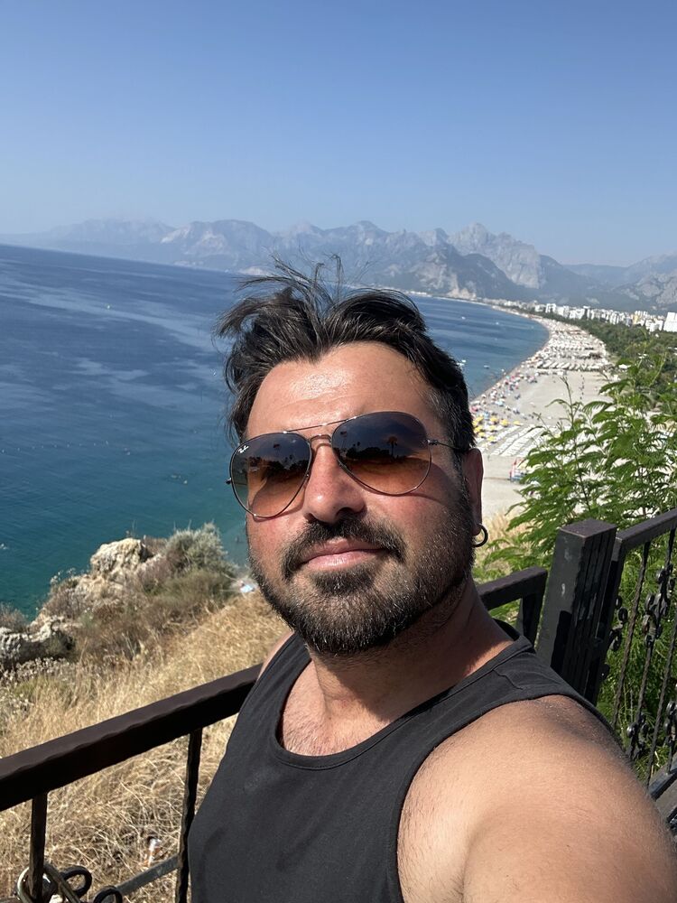  36185751  Tolgay, 36 ,    