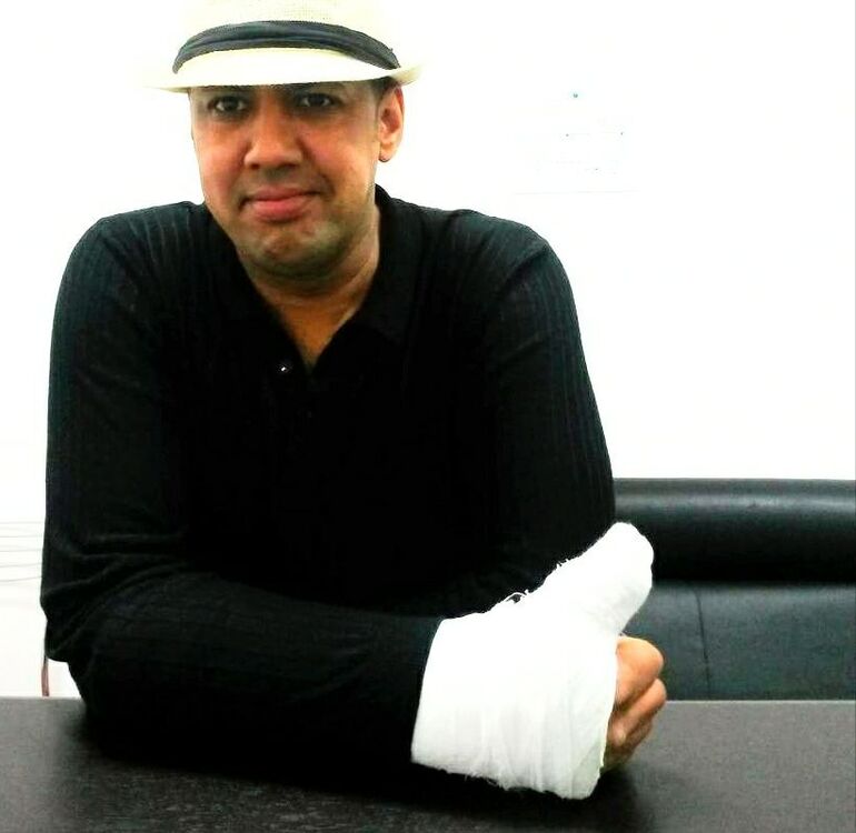  54519751  Nurissmo, 45 ,    