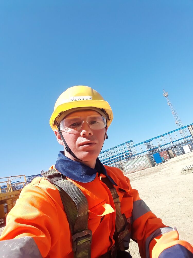  ,   Mikhail, 33 ,     , c , 