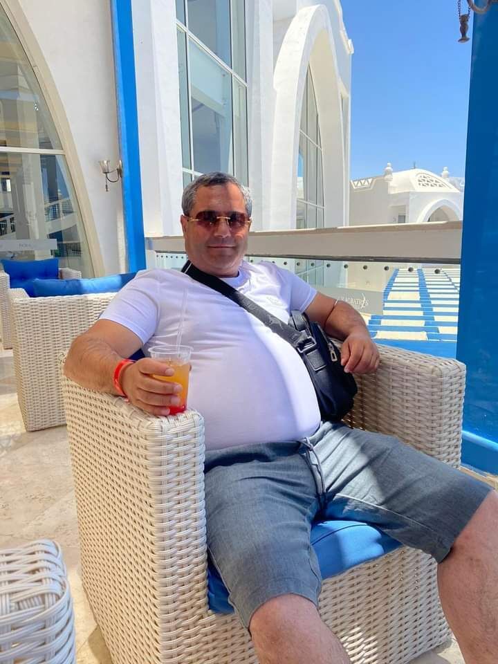  ,   Hovo, 43 ,   