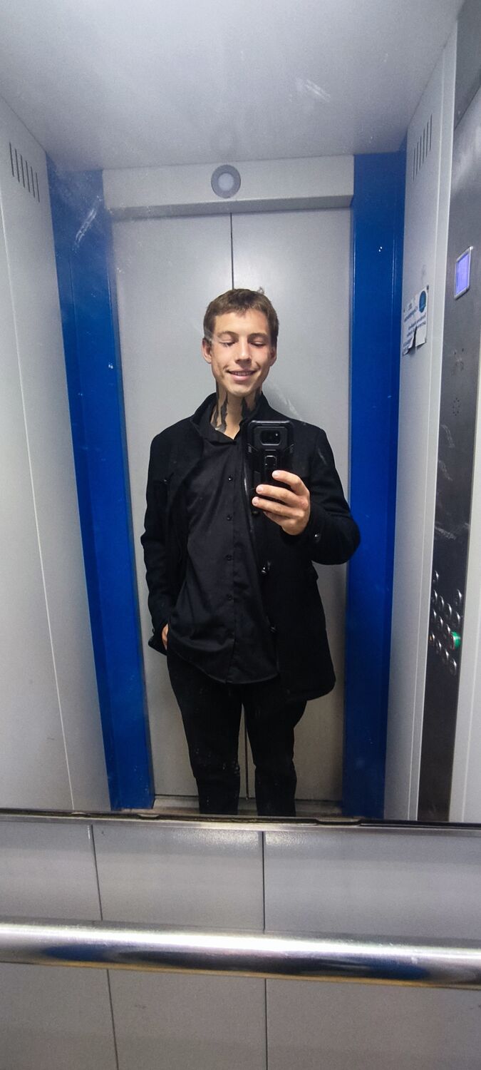  38002831  , 23 ,    