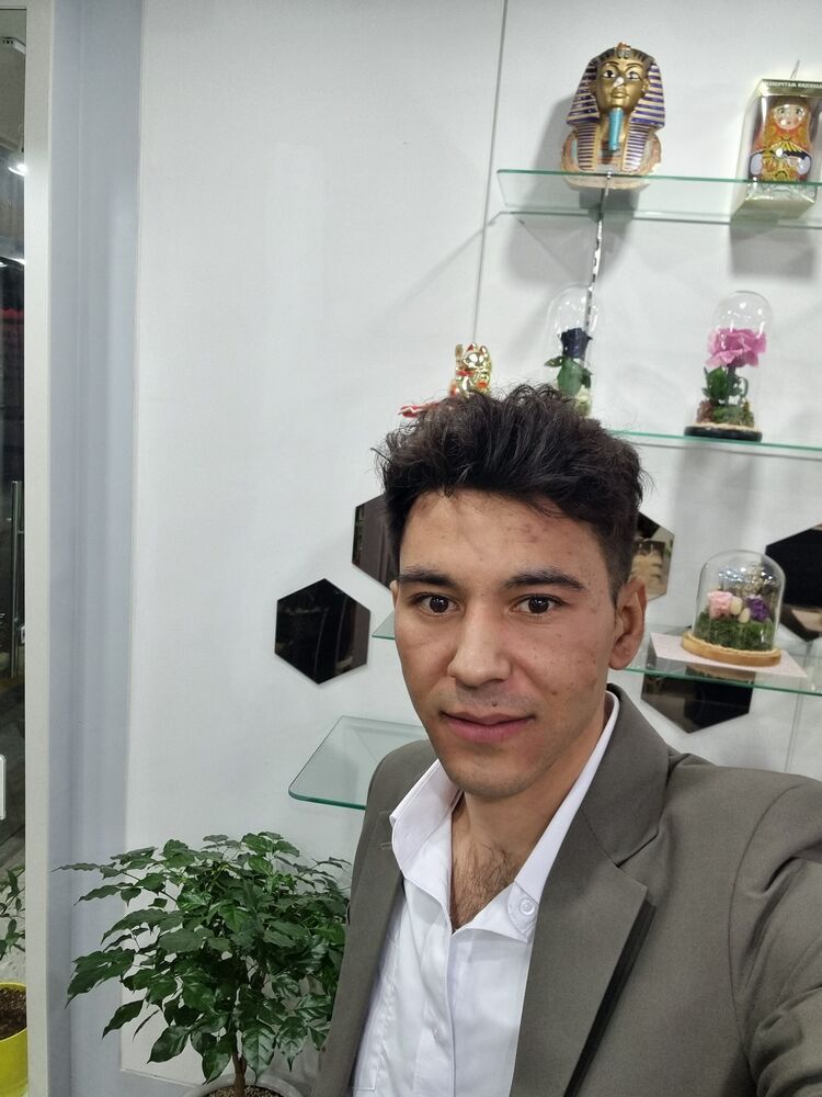  40529981  Daniel, 28 ,    Taegu