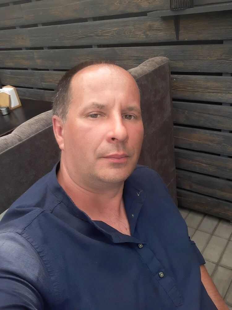  54546381  Igor, 45 ,    