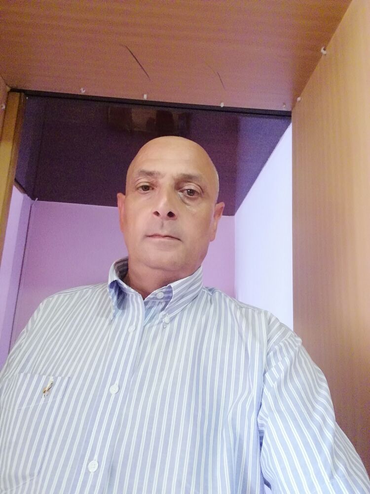  ,   Vardan, 52 ,   ,   , c , 