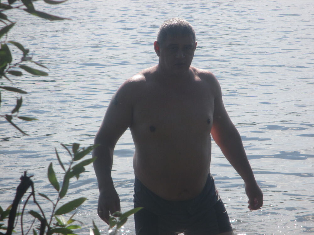  ,   Jurij, 52 ,   