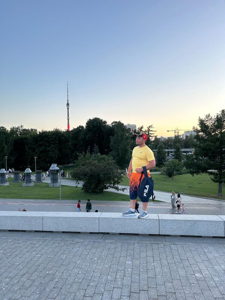  ,   Mikhail, 36 ,   ,   , c , 