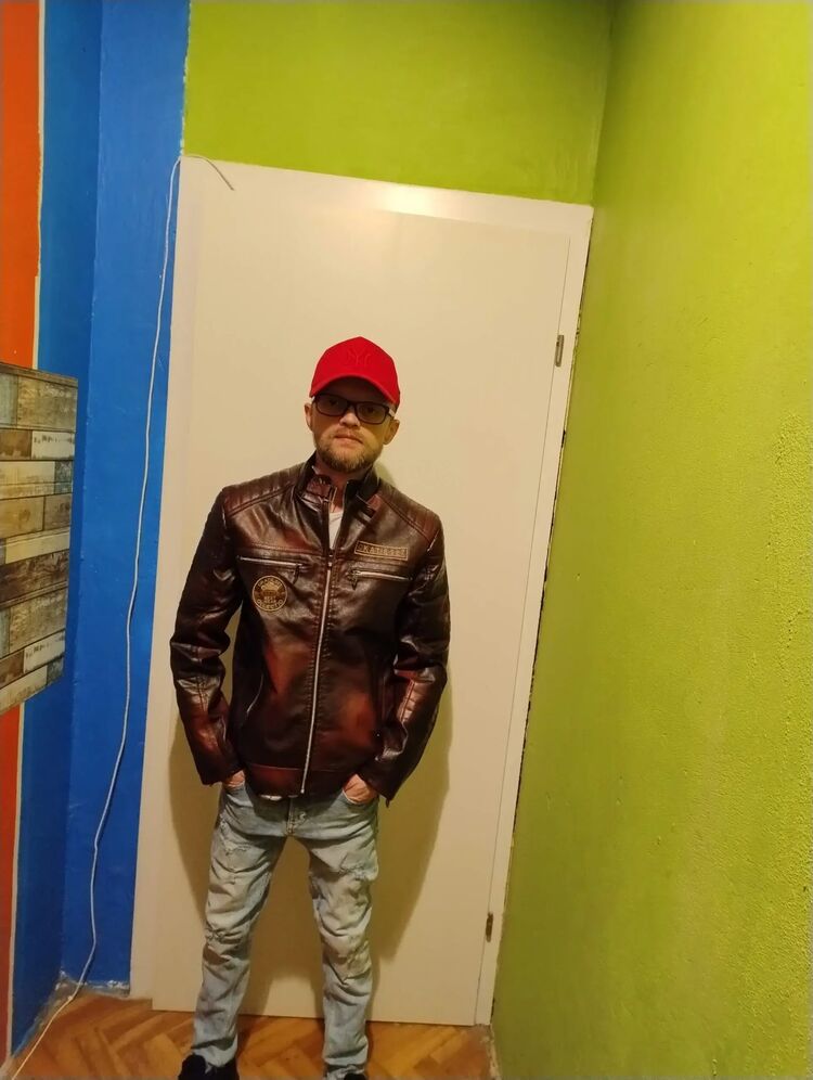  ,   Eduard, 35 ,   ,   