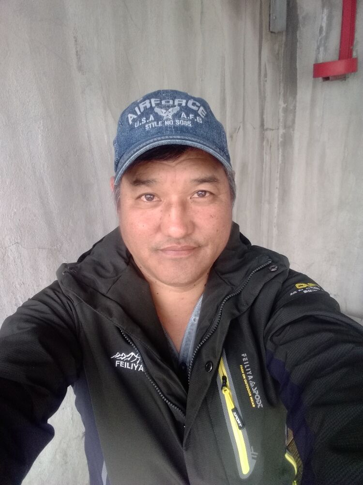  24149821  Nurik, 54 ,    