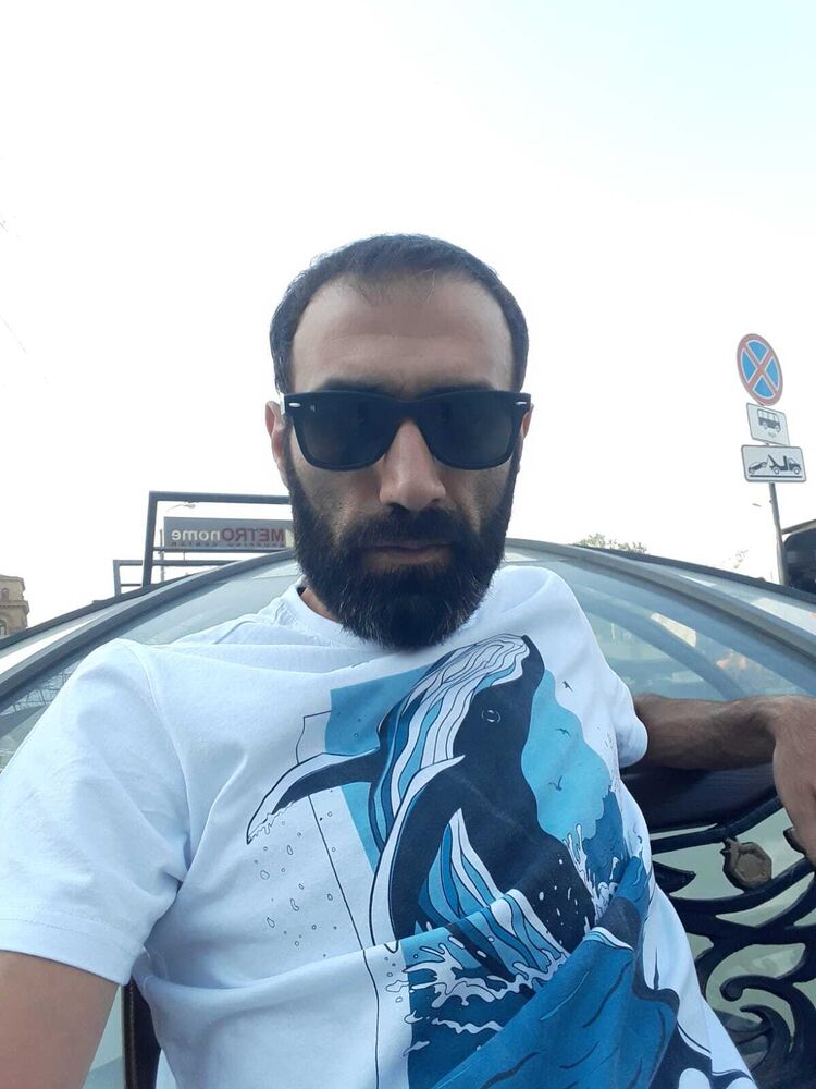  -,   Mher, 35 ,   ,   