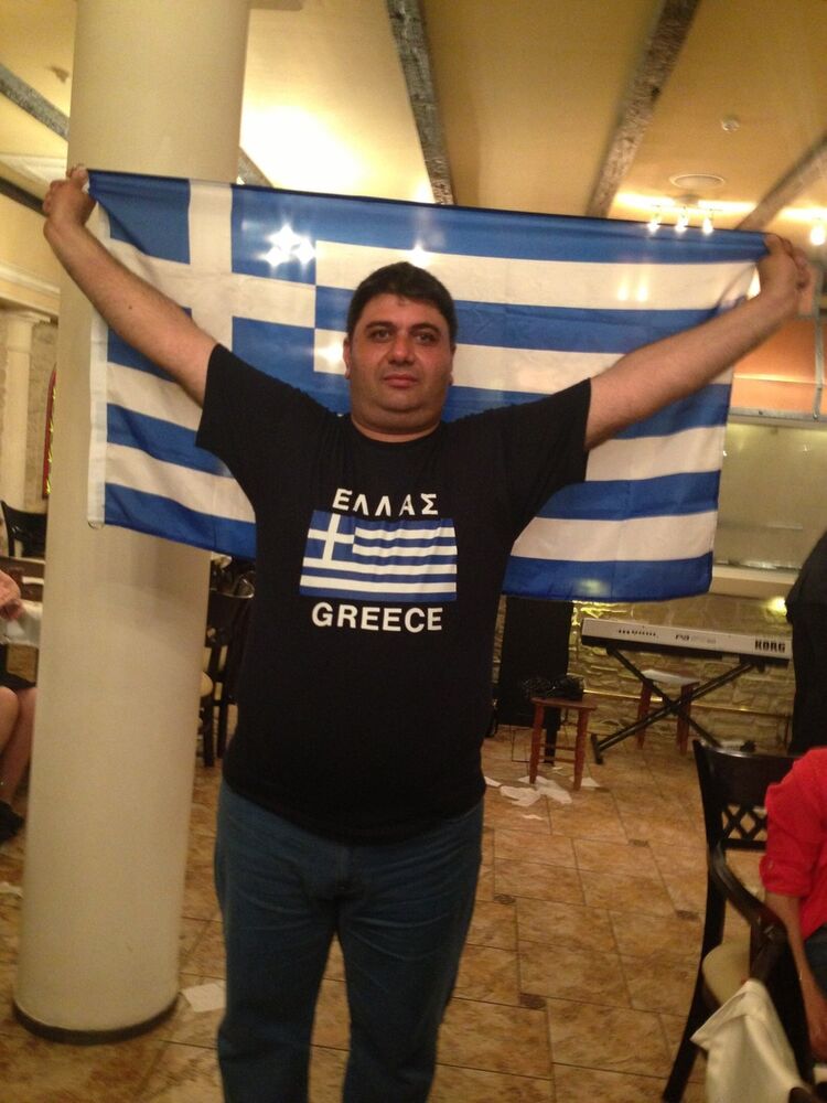  19383891  Aleksandros, 54 ,    