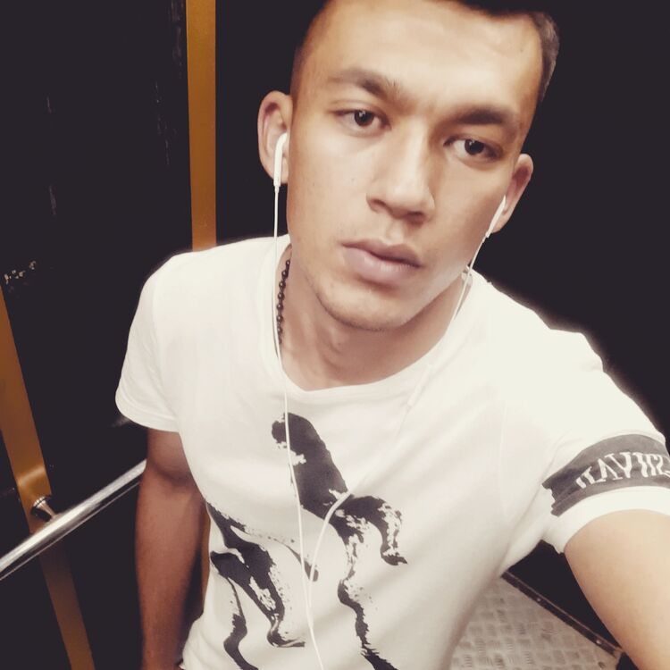  23521681  Khaled, 26 ,    