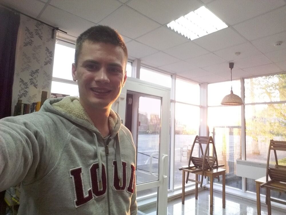  ,   Alex, 30 ,   