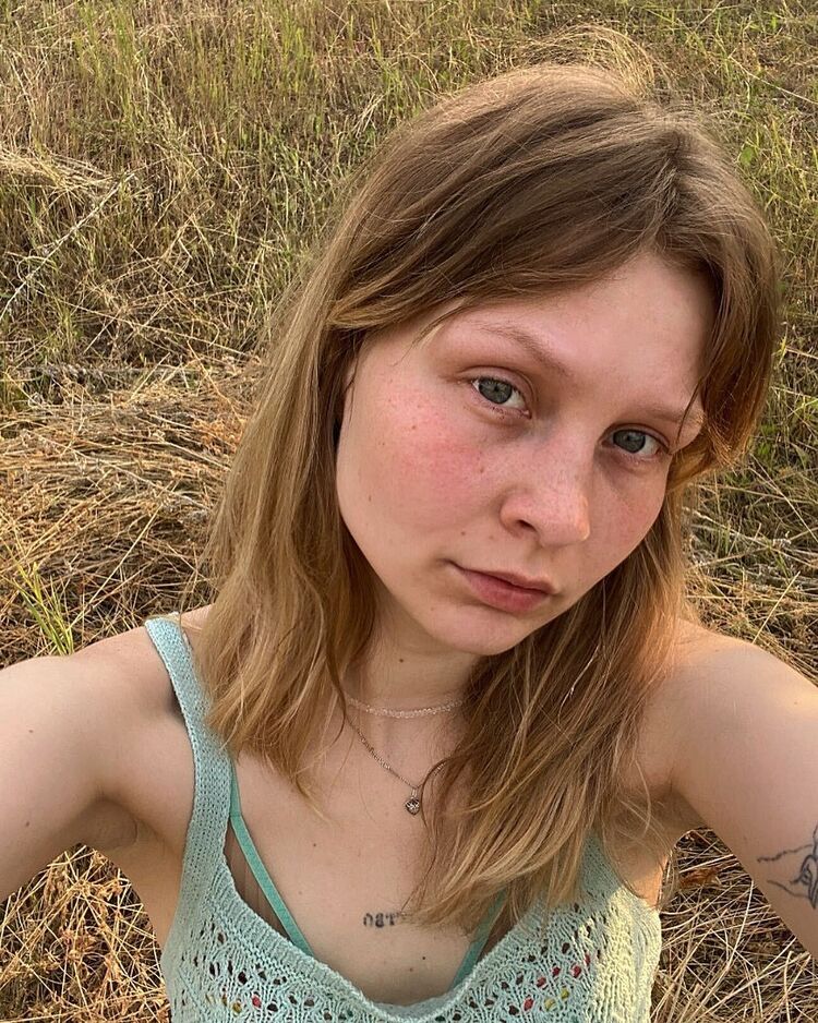  28514541  , 26 ,    -