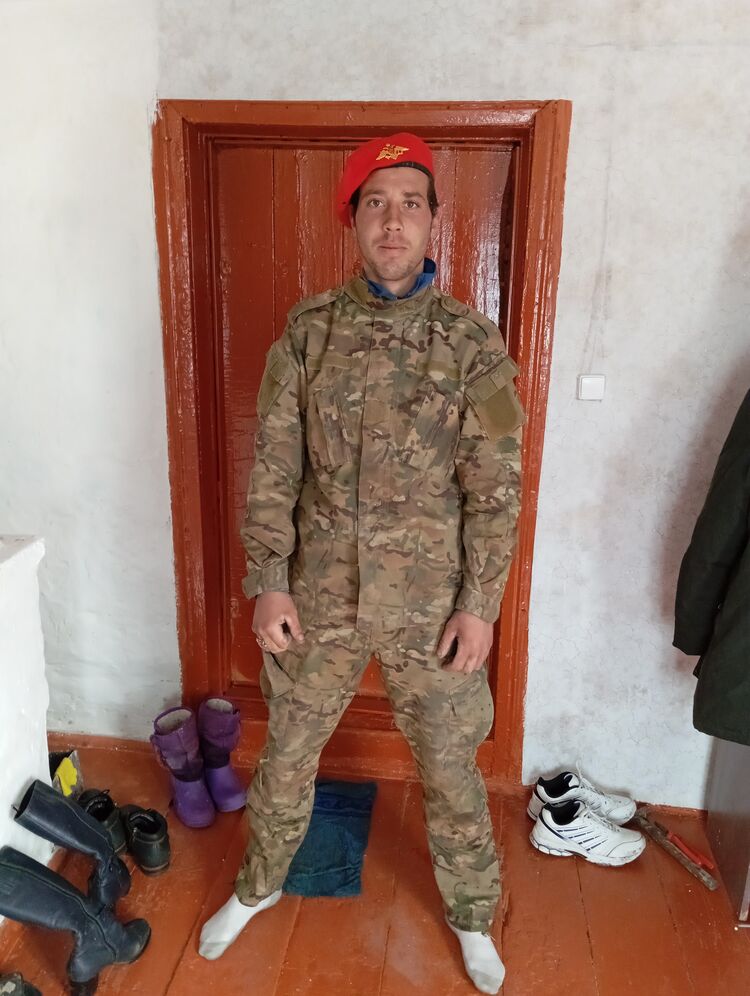  ,   Vladimir, 25 ,   c 
